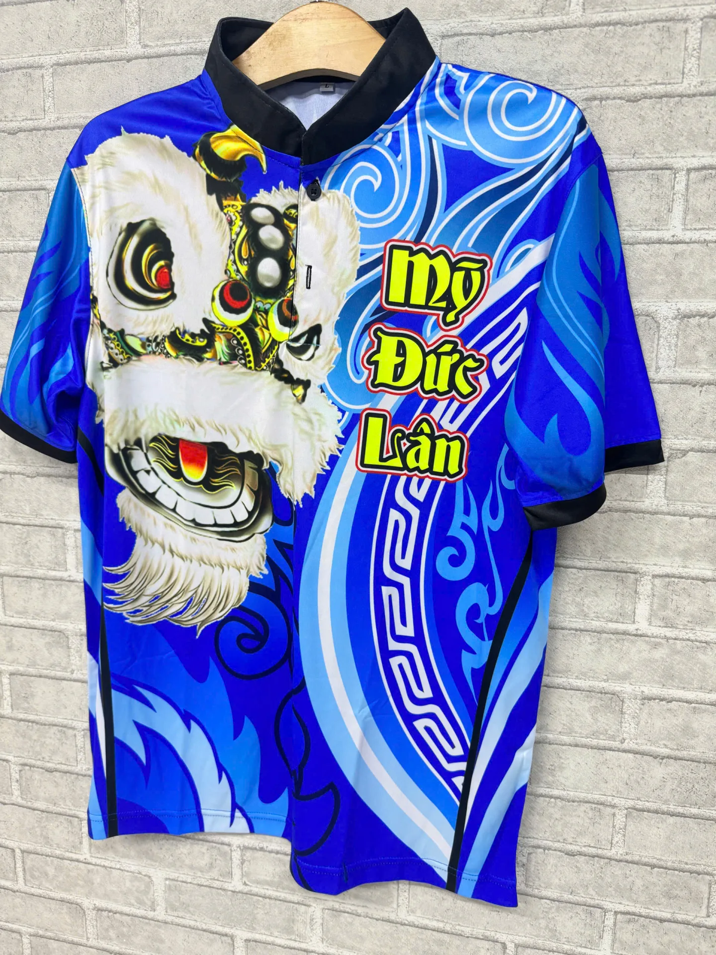 LÂN SƯ RỒNG MỸ ĐỨC
